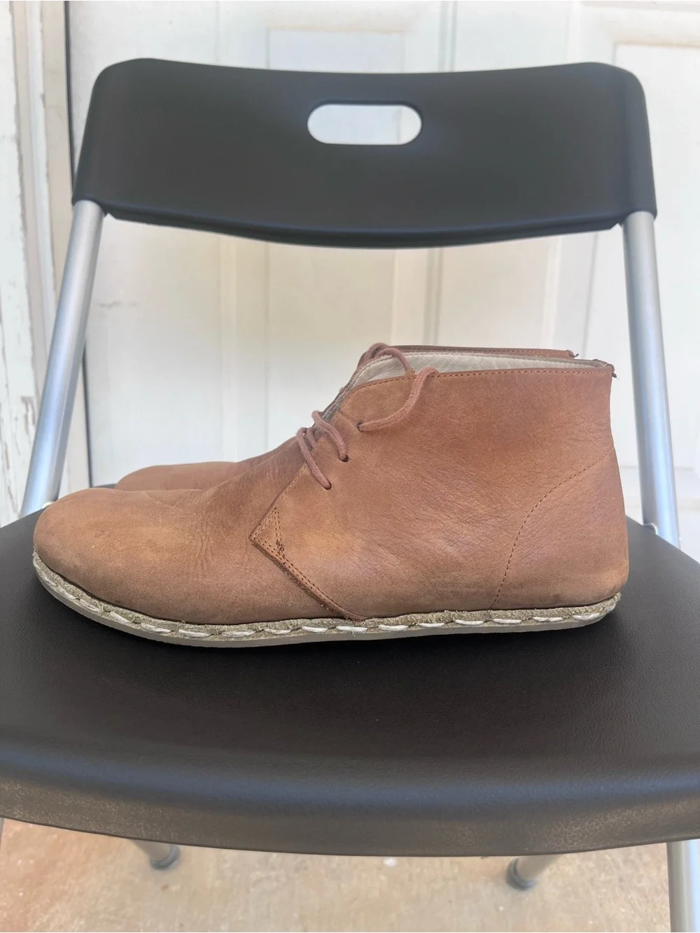 Men's Brown Leather Chukka Boots - Classic Lace-Up